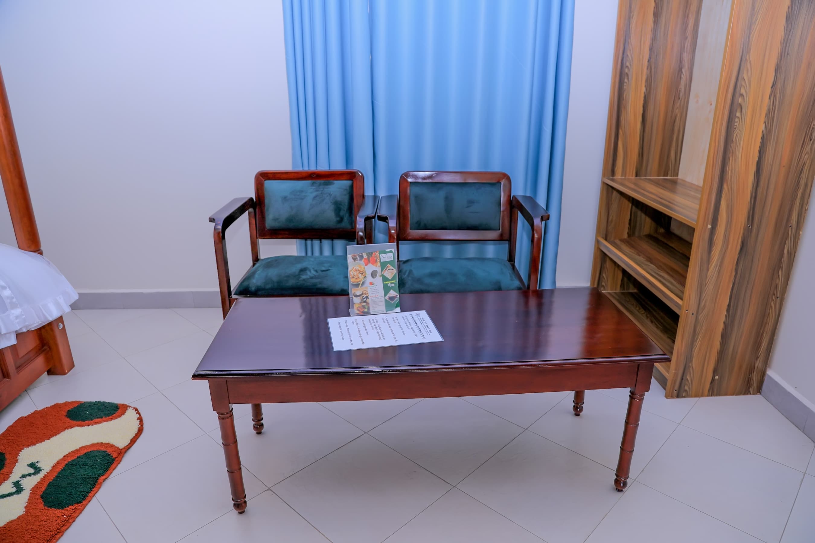 Room 4 view 3